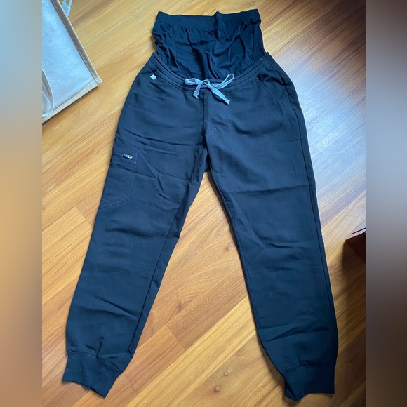 FIGS maternity jogger scrub bottoms S - Picture 1 of 1